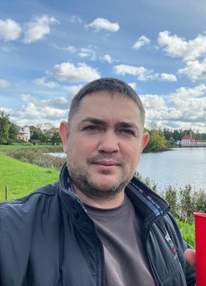 Александр из Гатчины 38 лет