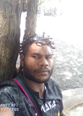 Irenius, 33, Papua New Guinea, Lae