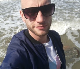 Анатолий, 32 года, Зеленоградск