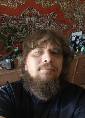 Денис из Ярославли 37 лет