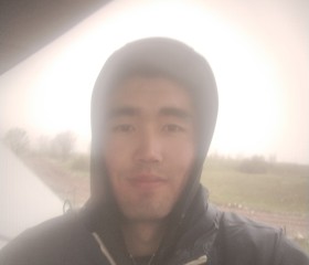 Abdurakhman, 19, Bishkek