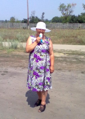 Людмила, 71, Россия, Хабары