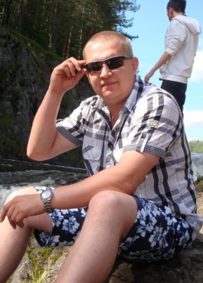 Alexander, 37, Suomen Tasavalta, Helsinki