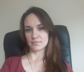 Yuliya, 40, Saint Petersburg