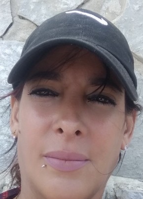 Anmis, 42, República de Cuba, La Habana