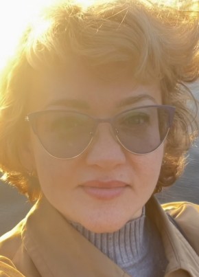 Лиляна из Санкт-Петербурга 49 лет