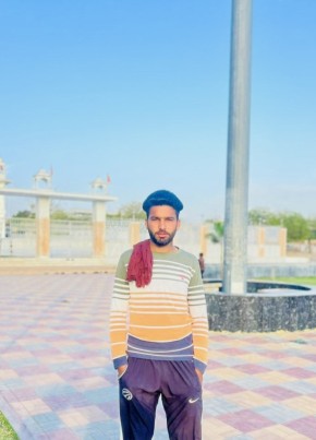 Sahil, 18, India, Gorakhpur (Haryana)