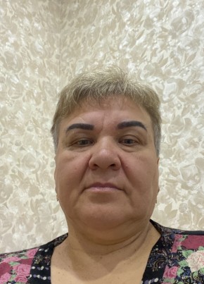 Елена, 50, Россия, Кольчугино