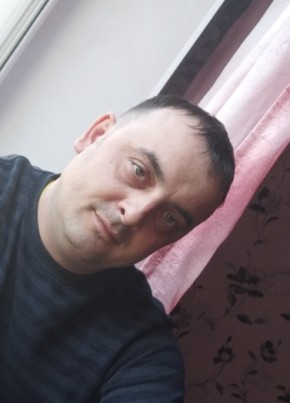 Николай, 35, Россия, Гусь-Хрустальный