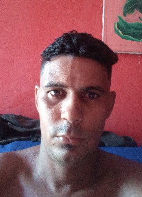 Maicon, 30, República Federativa do Brasil, Almenara