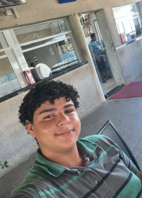 Henrique jesus из Paulo Afonso 18 лет