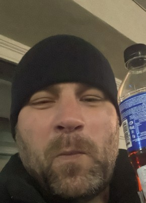 Anton, 38, Russia, Saratov