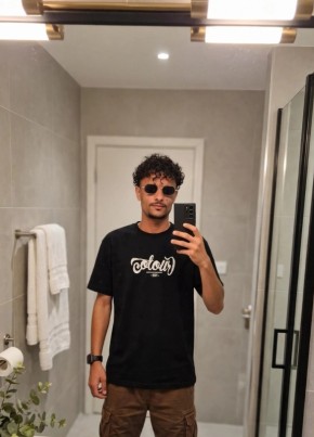يزون из جدة 22 года