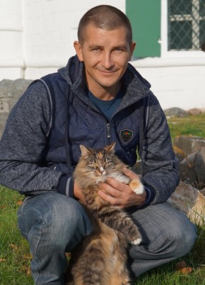 Иван из Северскаи 45 лет