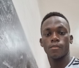 Géraldo, 18, Abomey-Calavi