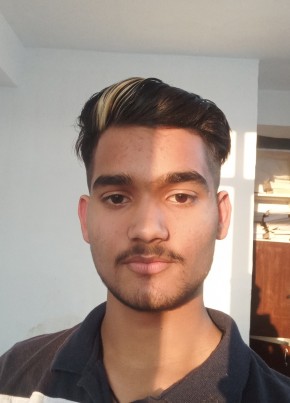 Prajjwal, 18, India, Hamīrpur (Himachal Pradesh)