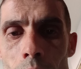 G, 35, Korce