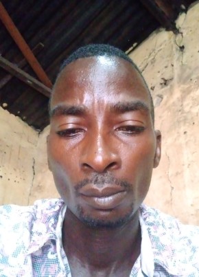 Mose, 35, Uganda, Kampala