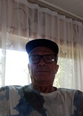 Ivan, 68, Russia, Sochi