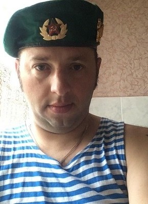 Илья, 40, Россия, Невельск
