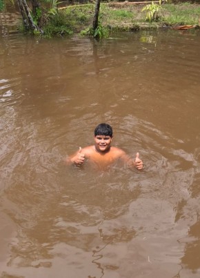 Érico, 18, República Federativa do Brasil, Pinheiro