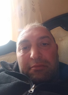 Ovik Saakyan, 45, Armenia, Vedi