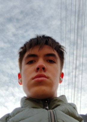 Даниил из Железнодорожного (Московской обл.) 20 лет