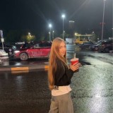 Yulya, 20  , Los Angeles
