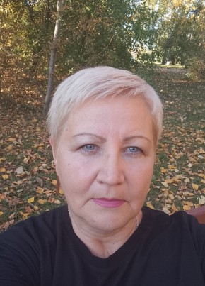 Лариса из Новоалтайска 58 лет