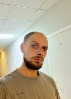 Maksim, 27, Russia, Moscow