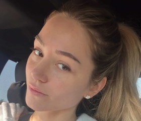 Janet, 31, New York City