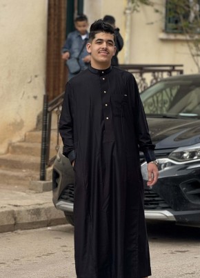 Nadjooo из Oran 22 года