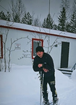 Сергей из Лангепаса 24 года