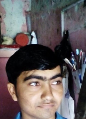 Chauhan, 28, India, Kodīnar