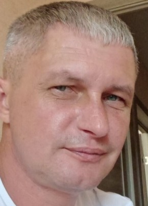 Николай из Воронежа 47 лет