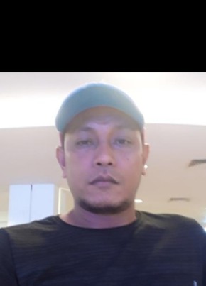 Saenal, 43, Indonesia, Kota Makassar