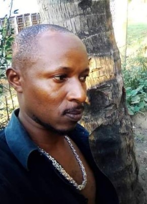 Innocent kissang, 38, Tanzania, Dar es Salaam