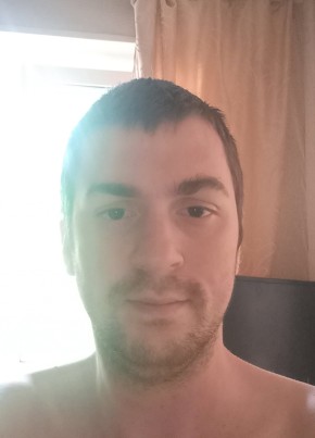 Максим, 32, Россия, Рязань