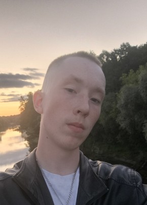 Владимир из Брянска 21 год