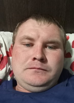 Степан из Саяногорска 27 лет