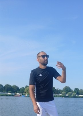 Красавчик из Antwerpen 36 лет