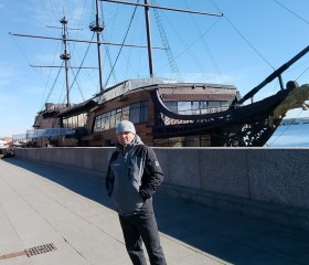 Yuriy Petrov, 42, Sosnovyy Bor