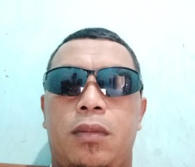 Tito, 39, Surakarta