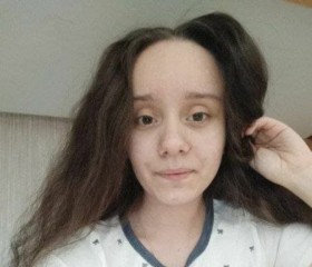 yana, 18, Moscow