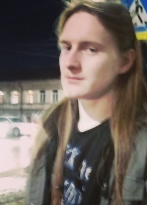 Maksim, 20, Russia, Vladivostok