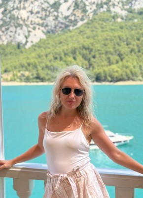 Анюта из Севастополи 40 лет