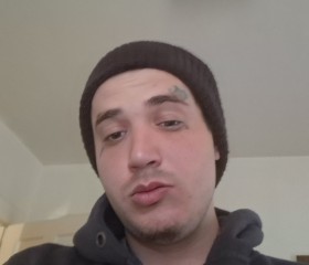 Sav, 27, Binghamton