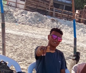 Ahmed Samy Elmag, 18, Kafr ad Dawwar