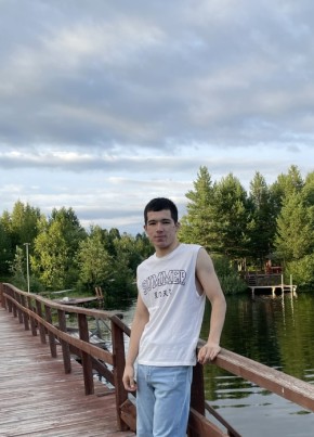 Тимур из Bekobod 23 года