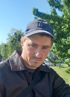 Vasili из Лунінеца 28 лет